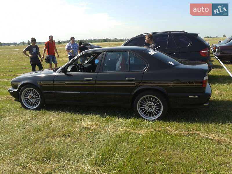 Седан BMW-Alpina B10 1989 в 