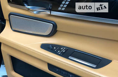 Седан BMW-Alpina B7 2012 в 