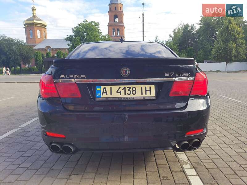 Седан BMW-Alpina B7 2010 в Староконстантинове
