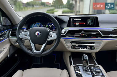Седан BMW-Alpina B7 2017 в 