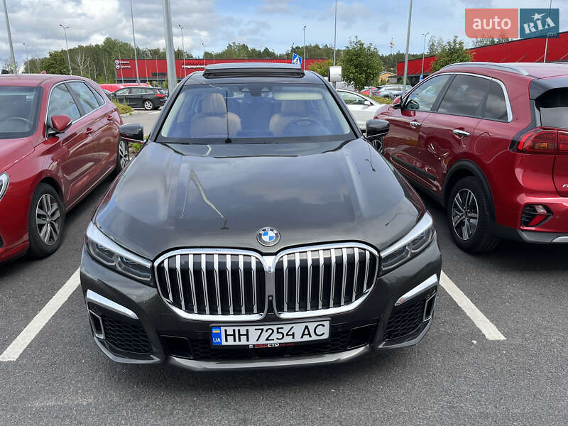 Седан BMW-Alpina B7 2017 в Бориславі