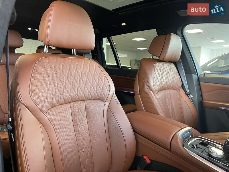 Внедорожник / Кроссовер BMW-Alpina XB7 2022 в Киеве