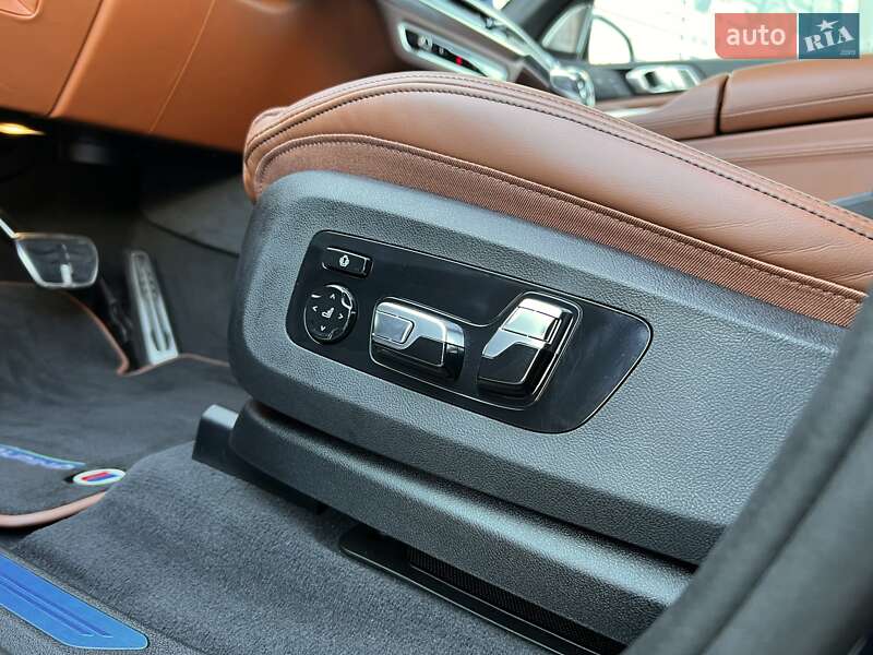 Позашляховик / Кросовер BMW-Alpina XB7 2024 в Києві