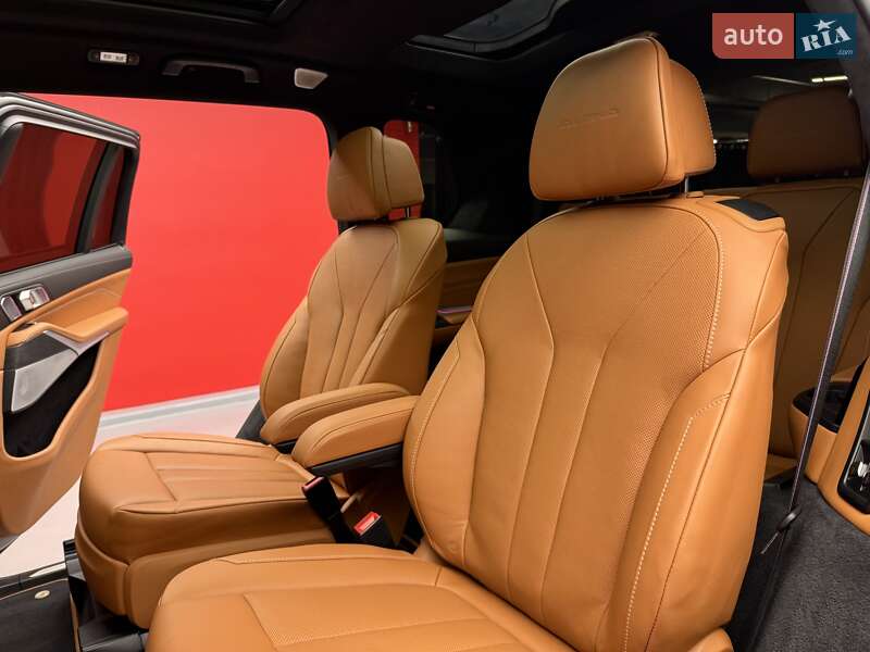 Внедорожник / Кроссовер BMW-Alpina XB7 2023 в Киеве фото 42 Внедорожник / Кроссовер BMW-Alpina XB7 2023 в Киеве