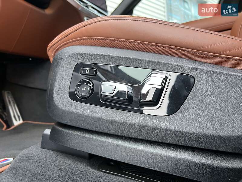 Позашляховик / Кросовер BMW-Alpina XB7 2024 в Києві