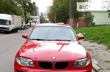 Хэтчбек BMW 1 Series 2005 в Киеве