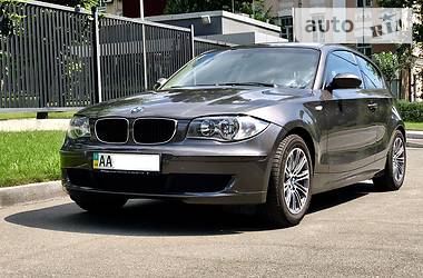 Купе BMW 1 Series 2008 в Киеве