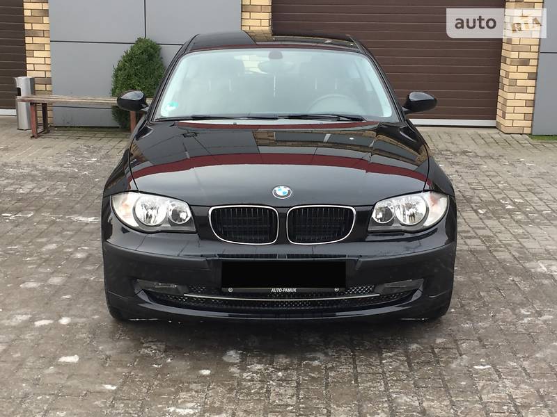 Хетчбек BMW 1 Series 2009 в Рівному