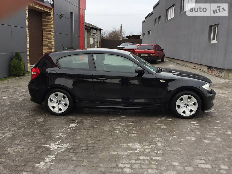 Хетчбек BMW 1 Series 2009 в Рівному
