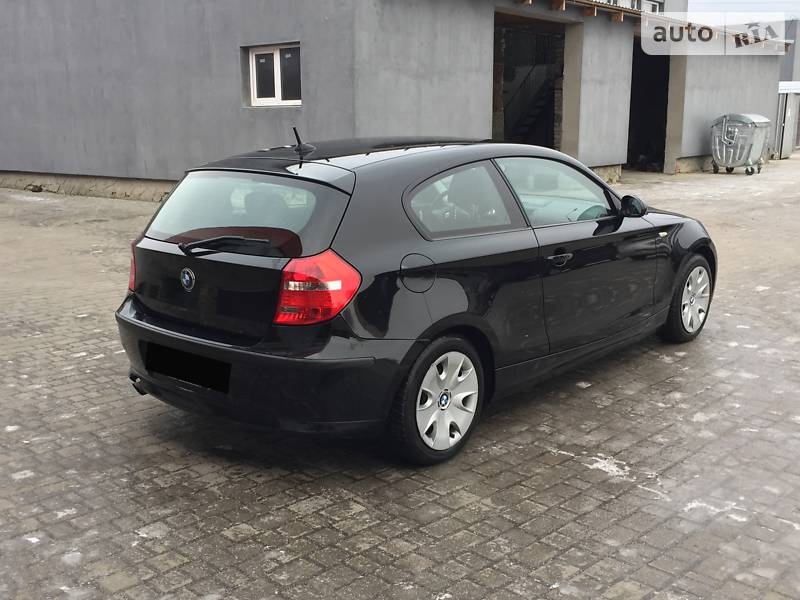 Хетчбек BMW 1 Series 2009 в Рівному