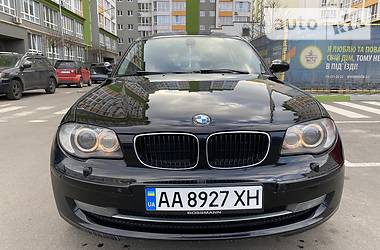 Хэтчбек BMW 1 Series 2008 в Киеве