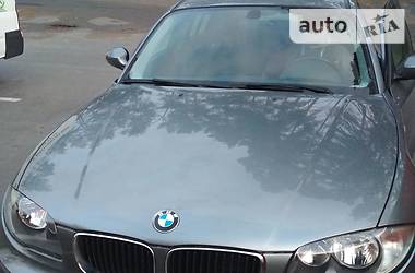 Седан BMW 1 Series 2009 в Киеве