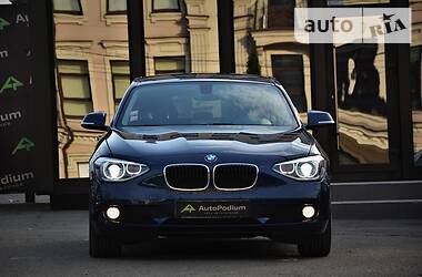 Хетчбек BMW 1 Series 2014 в 