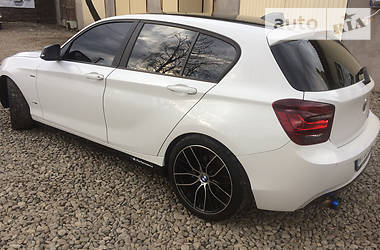 Хетчбек BMW 1 Series 2012 в 