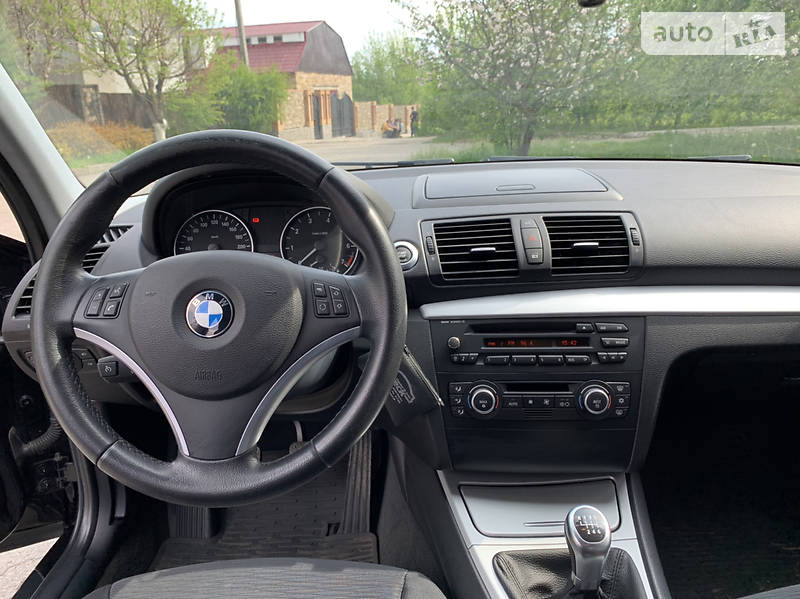 Хетчбек BMW 1 Series 2007 в Василькові