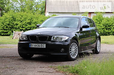 Хэтчбек BMW 1 Series 2005 в Карловке