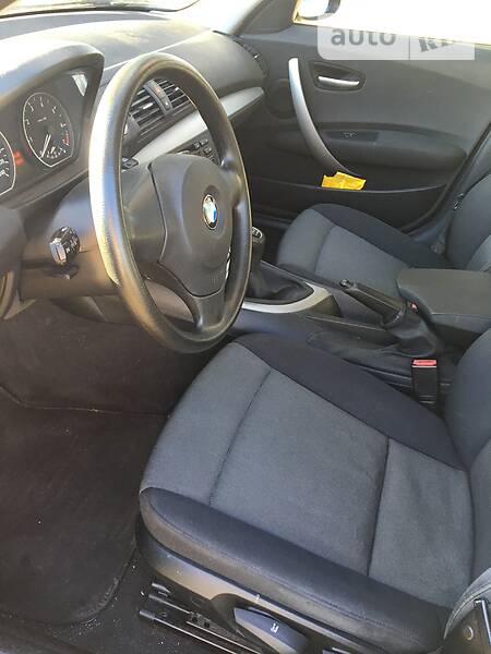 Хетчбек BMW 1 Series 2006 в Дергачах фото 4 Хетчбек BMW 1 Series 2006 в Дергачах