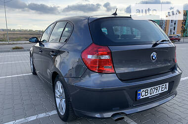 Хэтчбек BMW 1 Series 2007 в Киеве