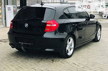 Хэтчбек BMW 1 Series 2010 в Харькове