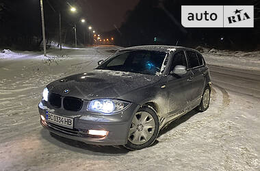 Хэтчбек BMW 1 Series 2010 в Львове