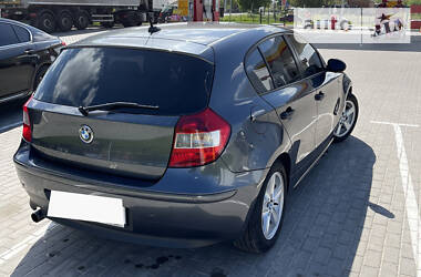 Хэтчбек BMW 1 Series 2006 в Виннице