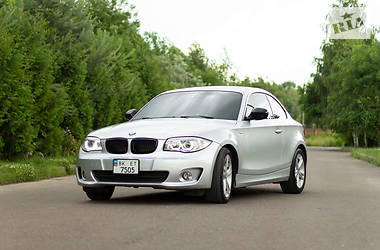 Купе BMW 1 Series 2011 в Ровно