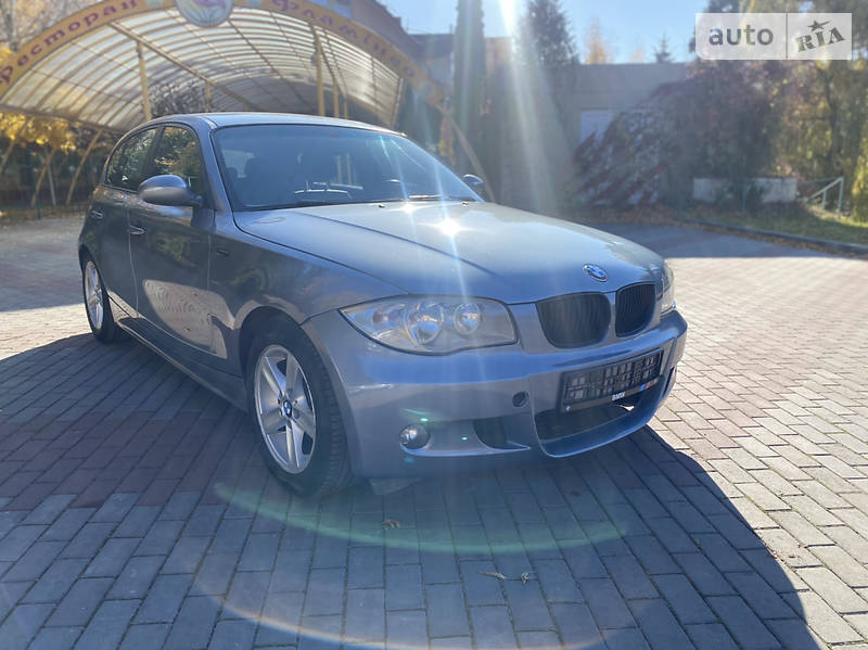 Хетчбек BMW 1 Series 2004 в Рівному