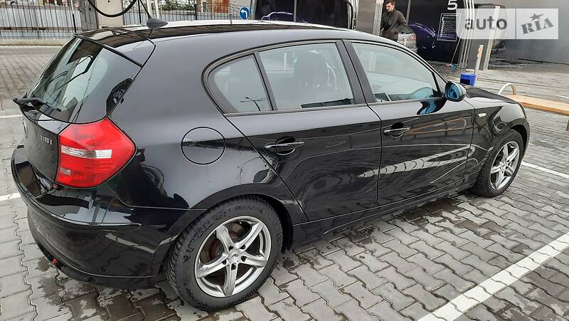 Хетчбек BMW 1 Series 2008 в Одесі
