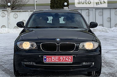Хэтчбек BMW 1 Series 2009 в Ровно