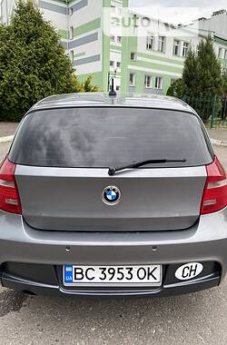 Купе BMW 1 Series 2009 в Львове