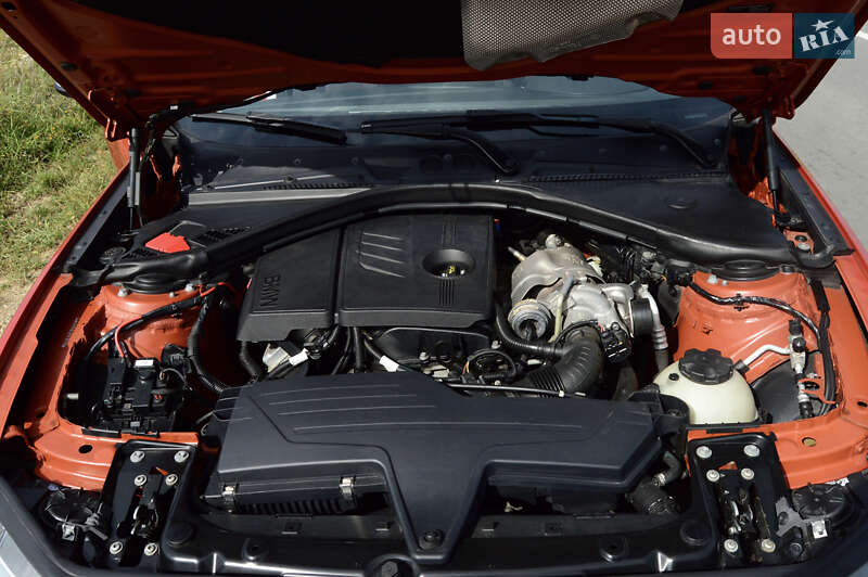 Хэтчбек BMW 1 Series 2012 в Львове