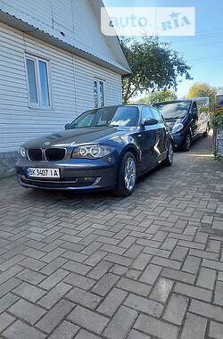 Хэтчбек BMW 1 Series 2007 в Ровно