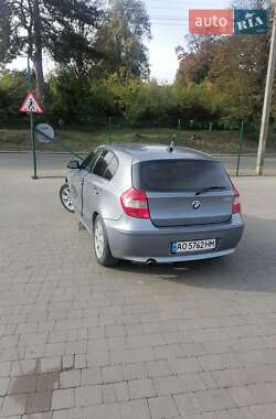 Хэтчбек BMW 1 Series 2004 в Ужгороде