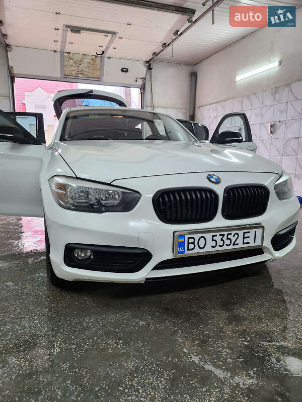 Хэтчбек BMW 1 Series 2017 в Тернополе