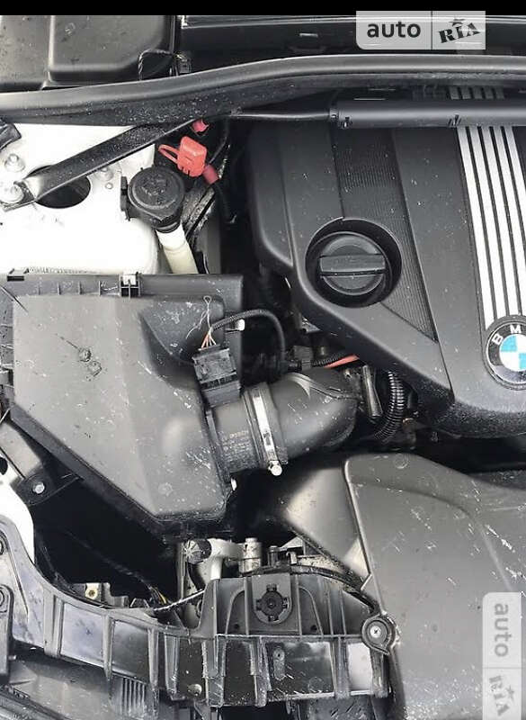Хэтчбек BMW 1 Series 2010 в Херсоне