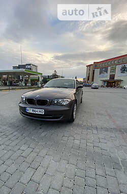 Хэтчбек BMW 1 Series 2008 в Ивано-Франковске