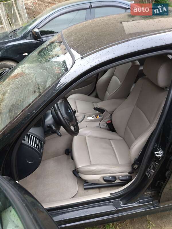 Хэтчбек BMW 1 Series 2006 в Львове