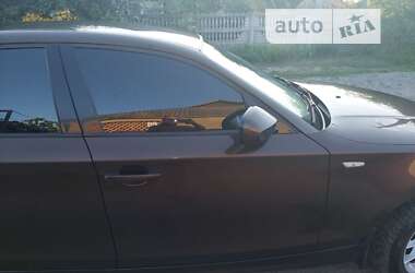 Хэтчбек BMW 1 Series 2010 в Первомайске