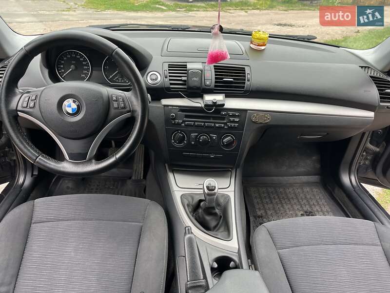 Хэтчбек BMW 1 Series 2008 в Фастове фото 10 Хэтчбек BMW 1 Series 2008 в Фастове