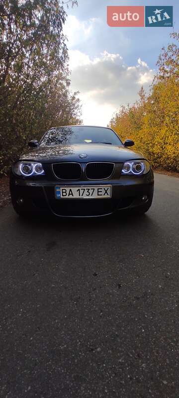 Хэтчбек BMW 1 Series 2008 в Александрие