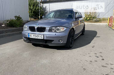 Хэтчбек BMW 1 Series 2004 в Киеве