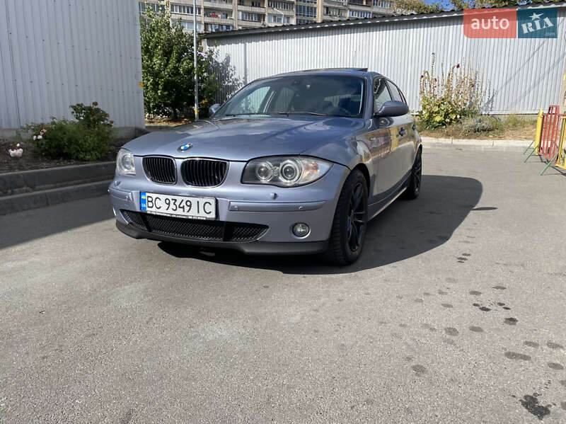 Хетчбек BMW 1 Series 2004 в Києві