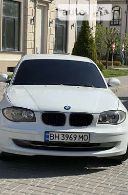 Хэтчбек BMW 1 Series 2008 в Одессе