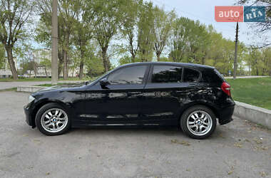 Хэтчбек BMW 1 Series 2007 в Умани