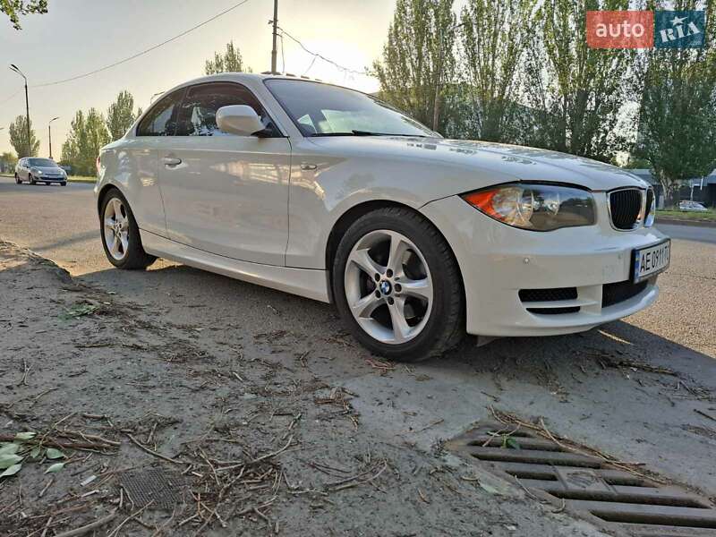 Купе BMW 1 Series 2010 в Днепре фото 2 Купе BMW 1 Series 2010 в Днепре