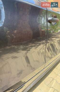 Хэтчбек BMW 1 Series 2005 в Киеве