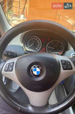 Хэтчбек BMW 1 Series 2005 в Киеве