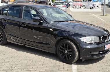 Хэтчбек BMW 1 Series 2010 в Луцке