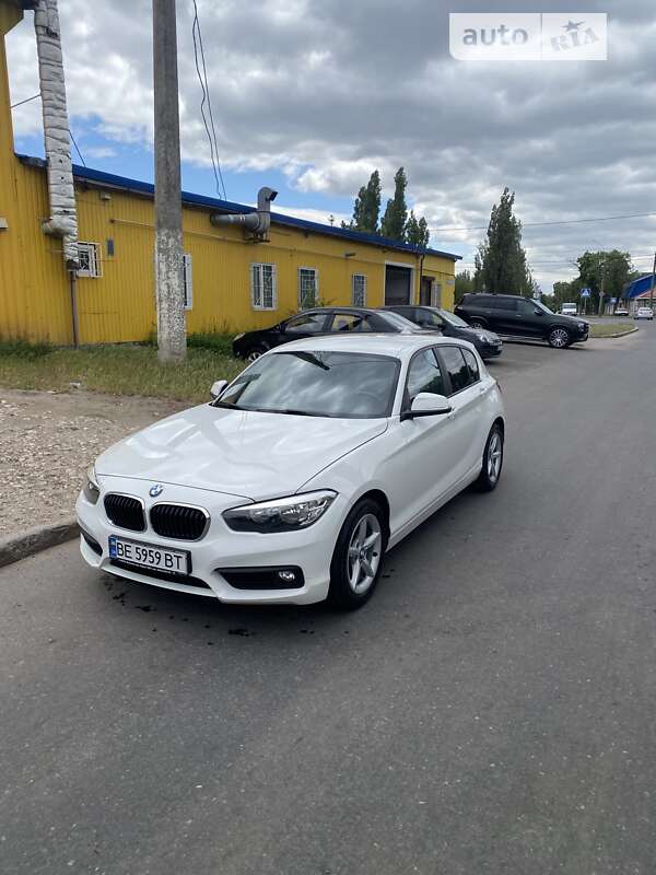Хэтчбек BMW 1 Series 2017 в Николаеве