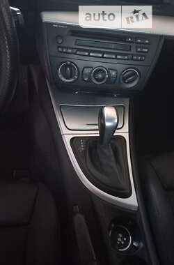 Хэтчбек BMW 1 Series 2006 в 